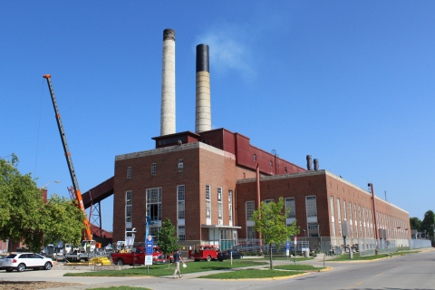 Picture of the Abott Power Plant